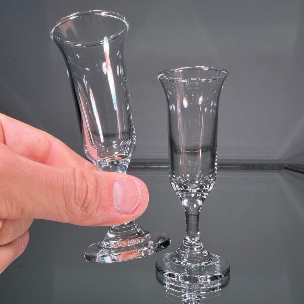 Miniature Clear Shot Glasses – Small Cordial / Liqueur Glasses – Set of 2